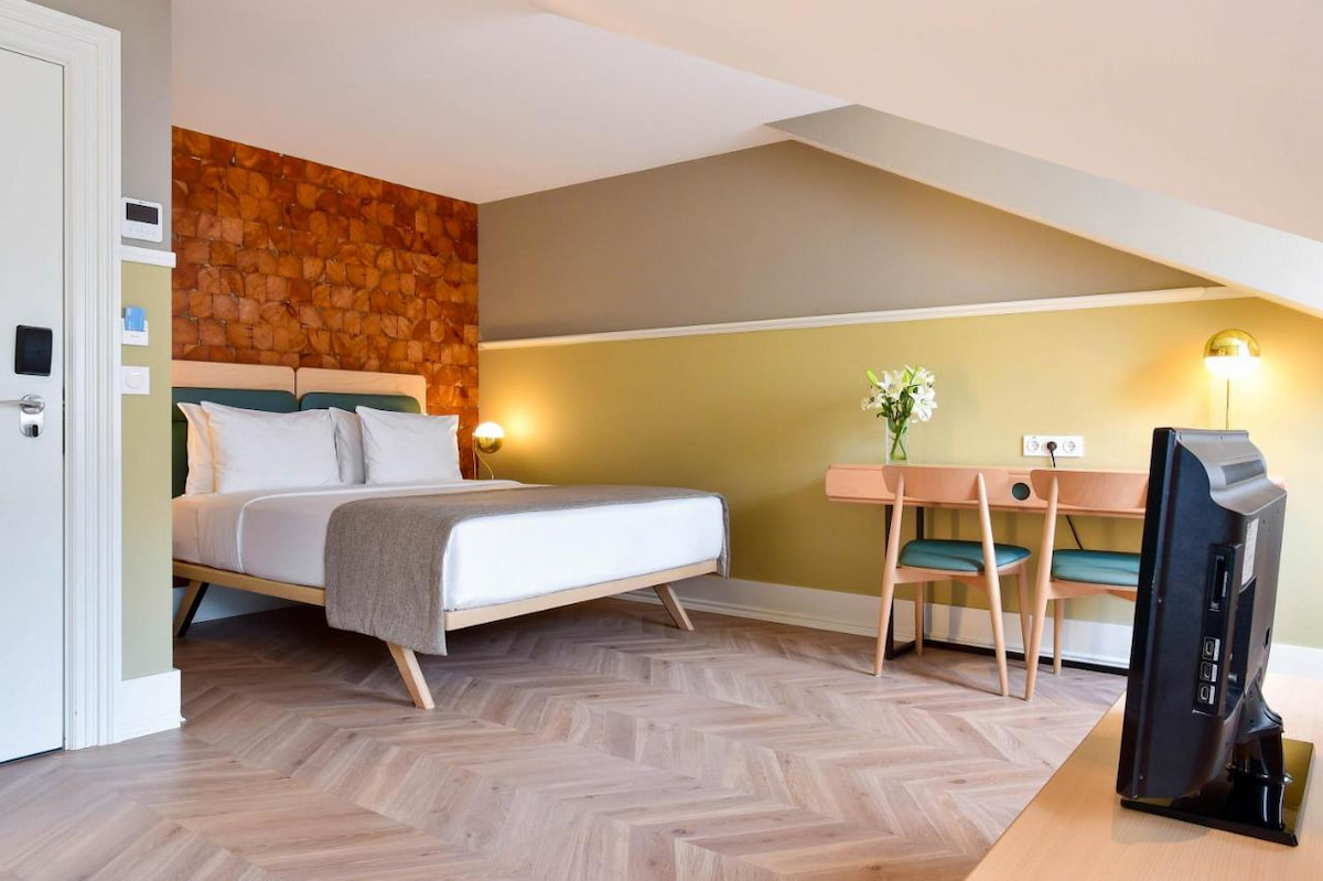 modern hotel room in one of the best places to stay in Lisbon